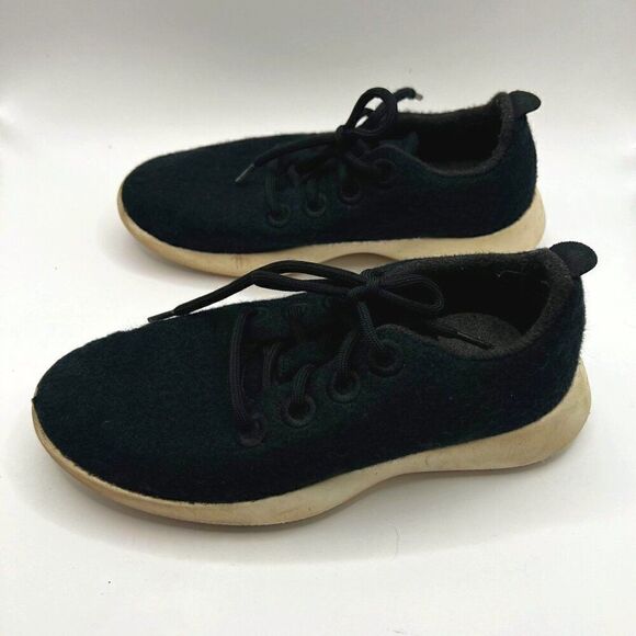 Allbirds Smallbirds Black Wool Runners Size 1 - Picture 2 of 6